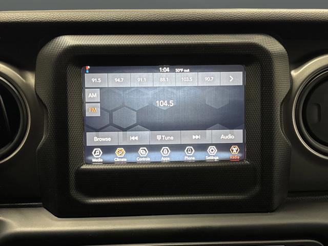 Used 2022 Jeep Gladiator Sport image 16