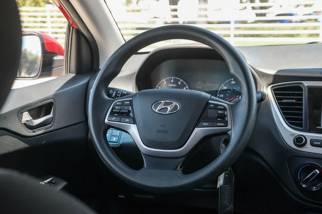 Used 2018 Hyundai Accent SE FWD image 12
