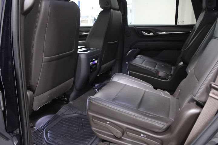 Used 2023 GMC Yukon Denali AWD/4WD image 21