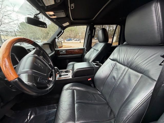 Used 2015 Lincoln Navigator L 4WD image 14