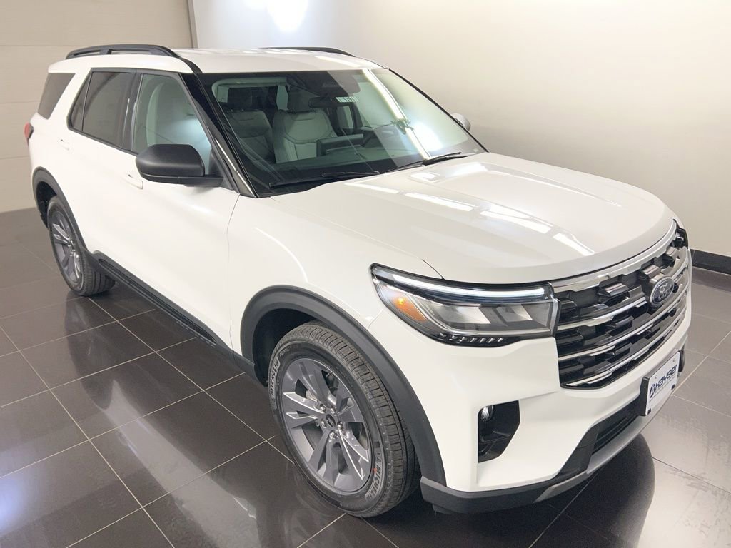 New 2026 Ford Explorer Active image 1