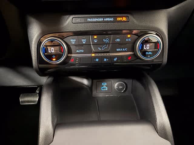 Used 2021 Ford Escape SE w/ SE Sport Appearance Package FWD image 24