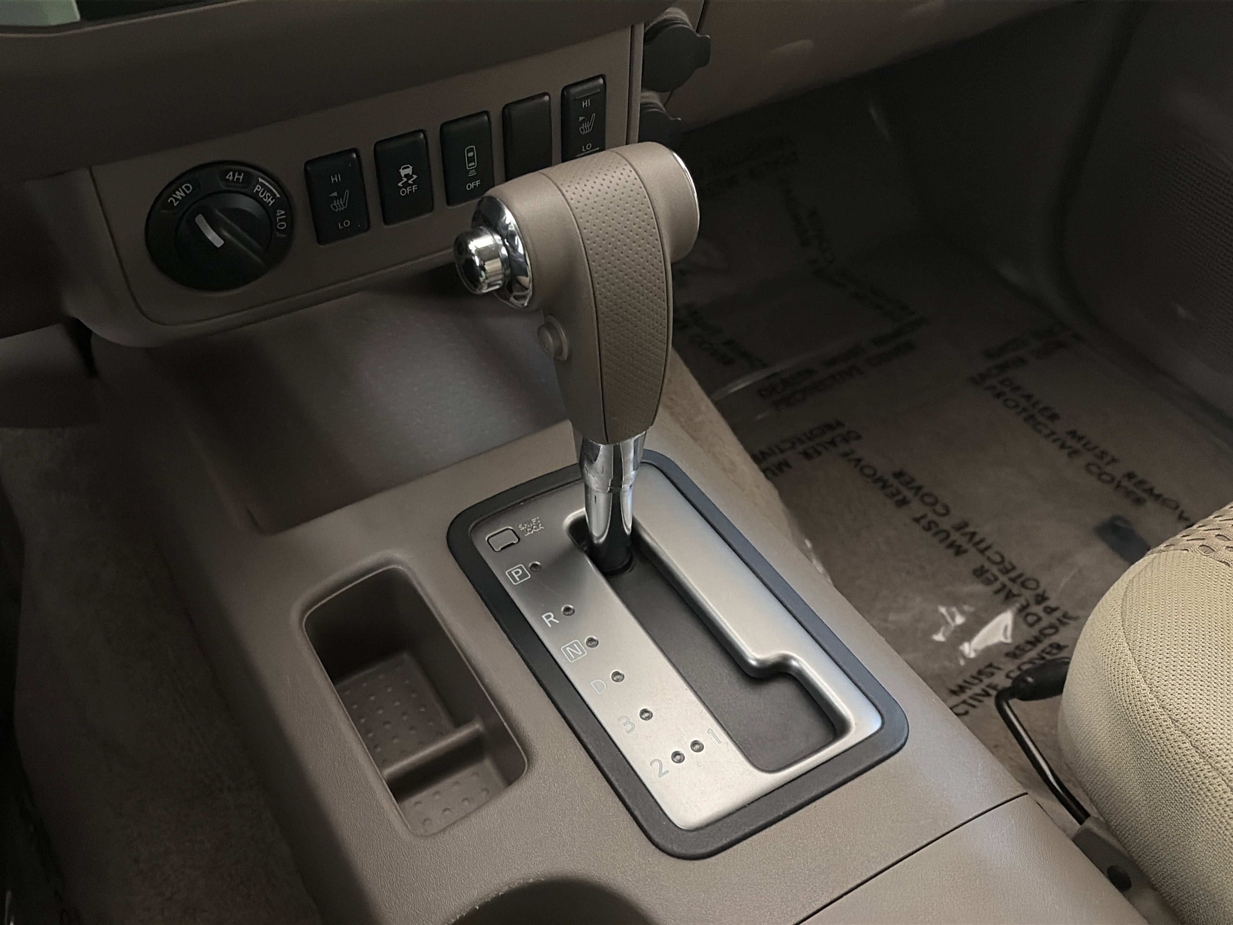 Used 2014 Nissan Frontier SV w/ SV Value Truck Package image 24