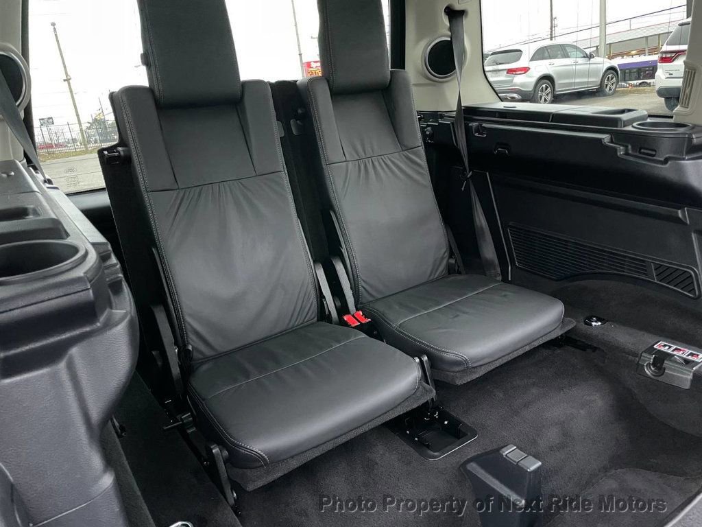 Used 2016 Land Rover LR4 HSE LUX image 16