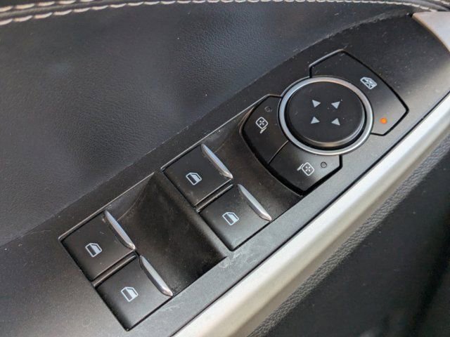 Used 2021 Ford Explorer XLT w/ Equipment Group 202A image 19