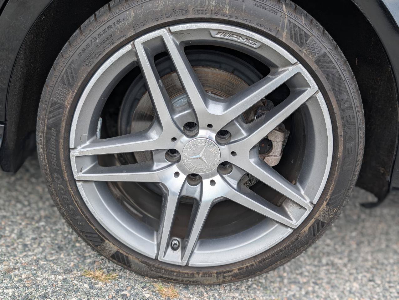 Used 2014 Mercedes-Benz E 350 Sedan image 3