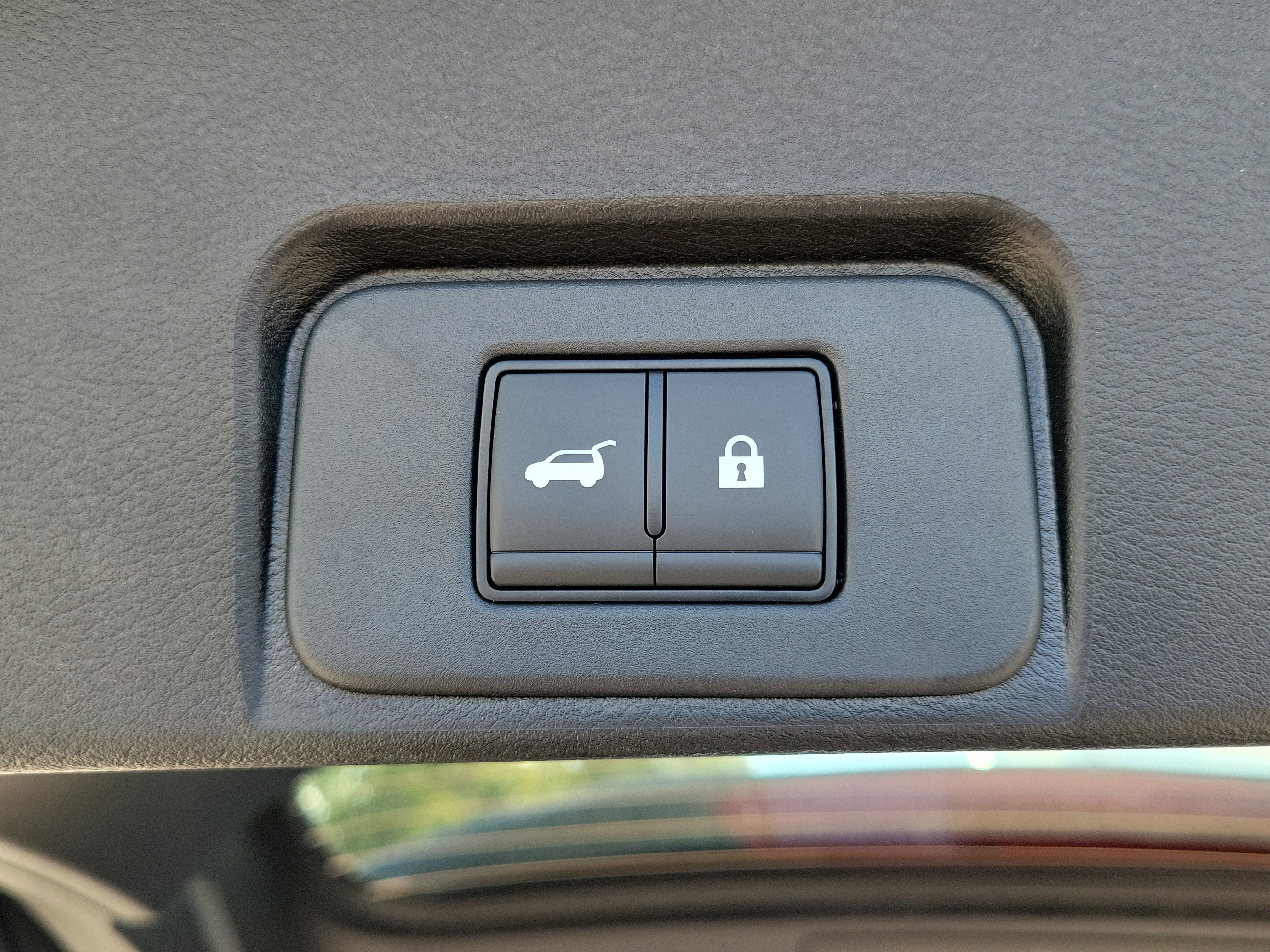 New 2026 Nissan Rogue SV w/ Cold Weather Package FWD image 32