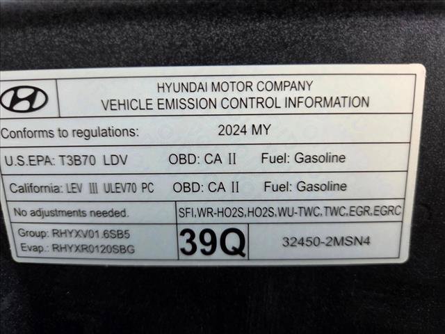 Used 2024 Hyundai Venue SEL FWD image 22