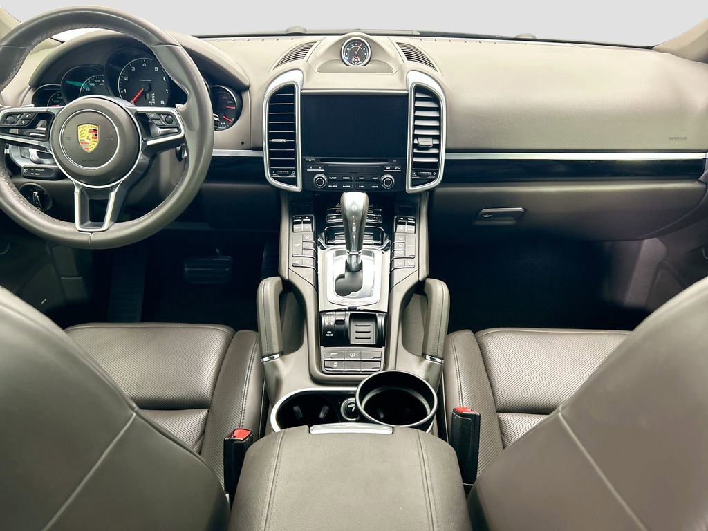 Used 2018 Porsche Cayenne image 13