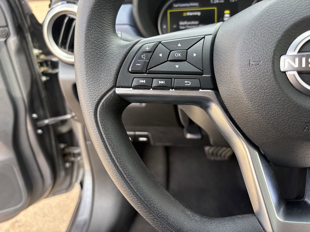 Used 2024 Nissan Versa SV image 16