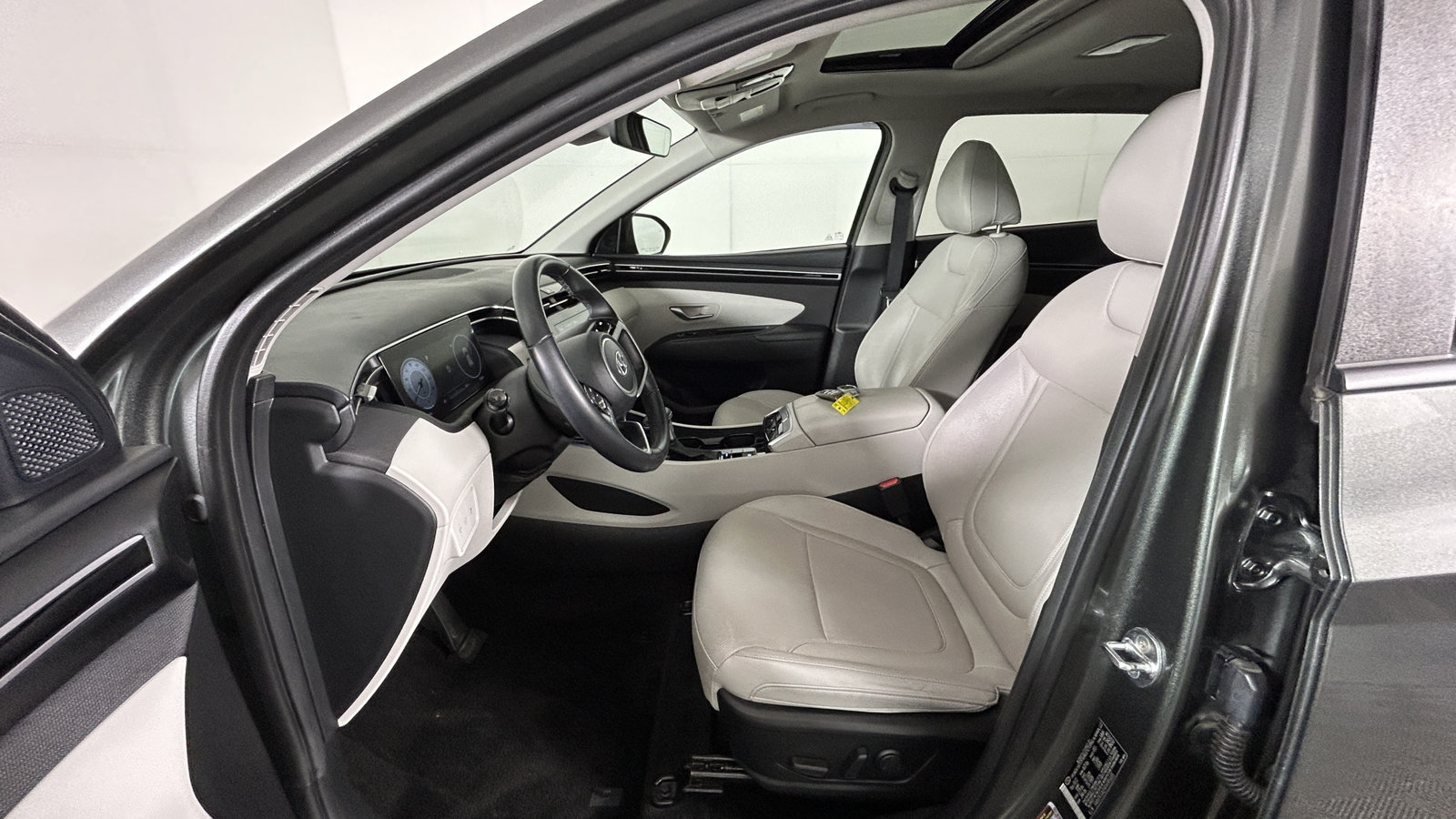 Used 2023 Hyundai Tucson SEL w/ Convenience Package FWD image 14