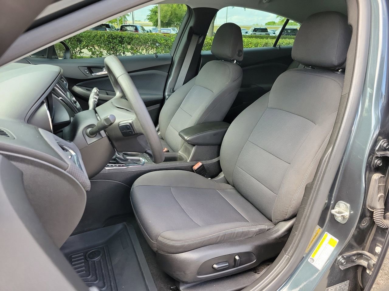 Used 2019 Chevrolet Cruze LT w/ Convenience Package image 15