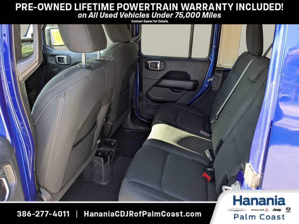 Used 2018 Jeep Wrangler Unlimited Sahara w/ Uconnect 4C Nav & Sound Group AWD/4WD image 13