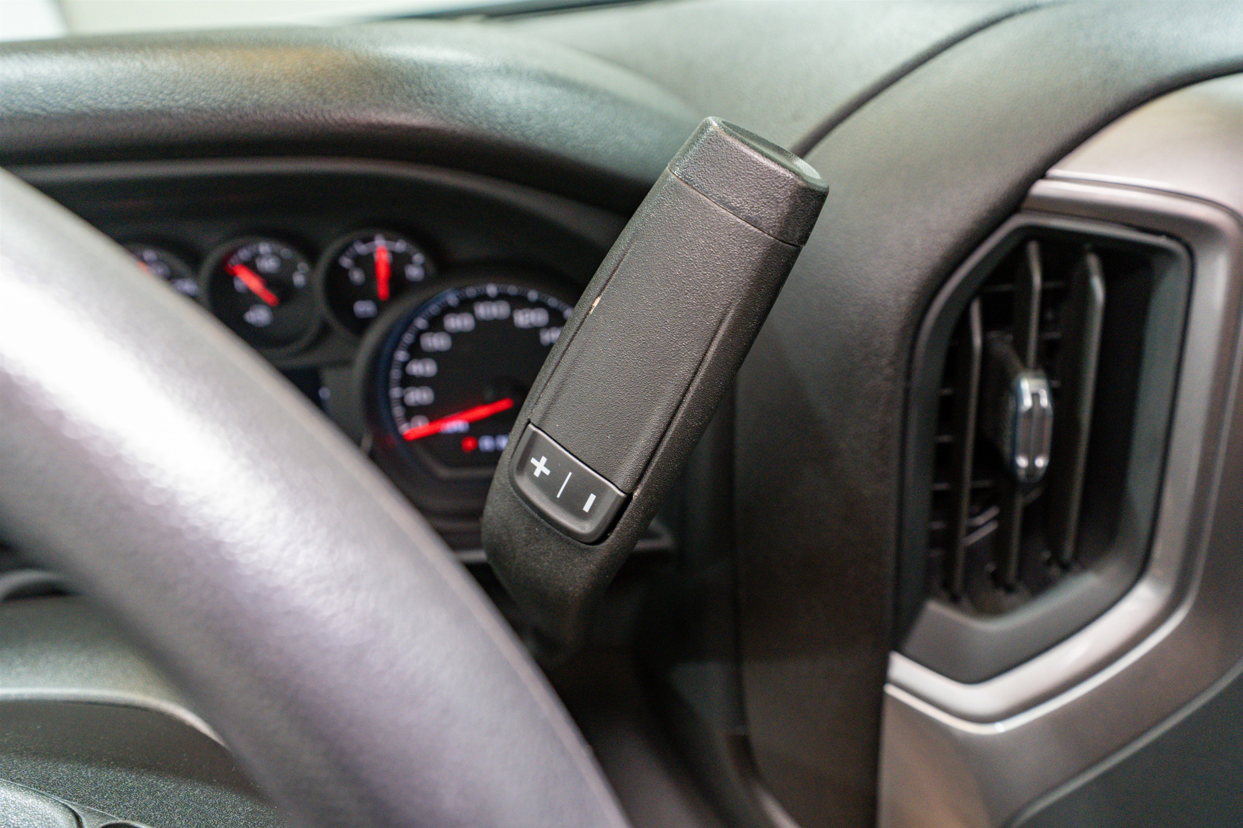 Used 2024 Chevrolet Silverado 1500 W/T image 26