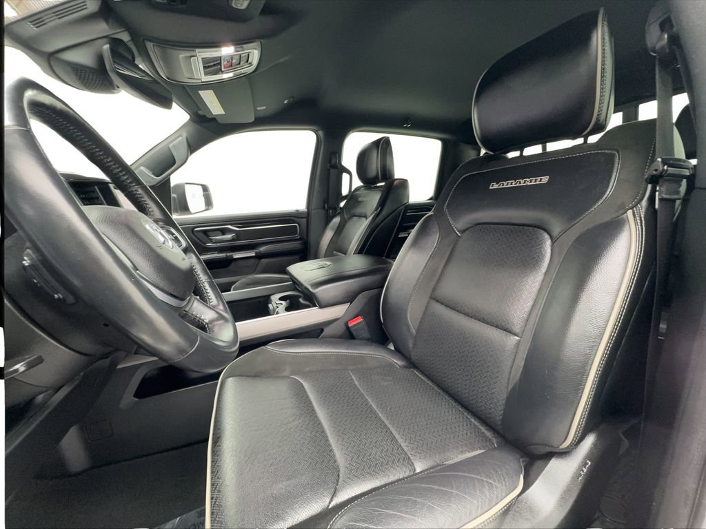 Used 2022 RAM 1500 Laramie w/ Sport Appearance Package AWD/4WD image 19