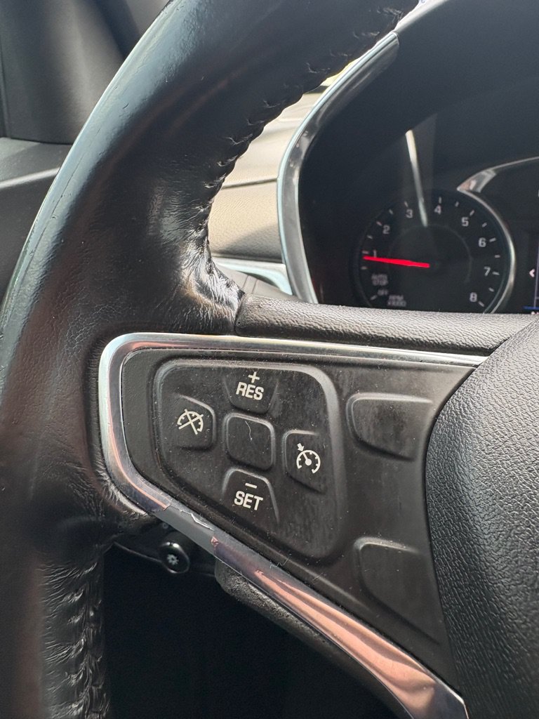 Used 2019 Chevrolet Equinox LT FWD image 23