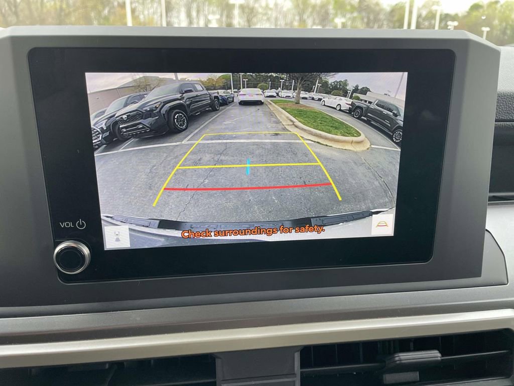 Used 2024 Toyota Tacoma SR5 image 40