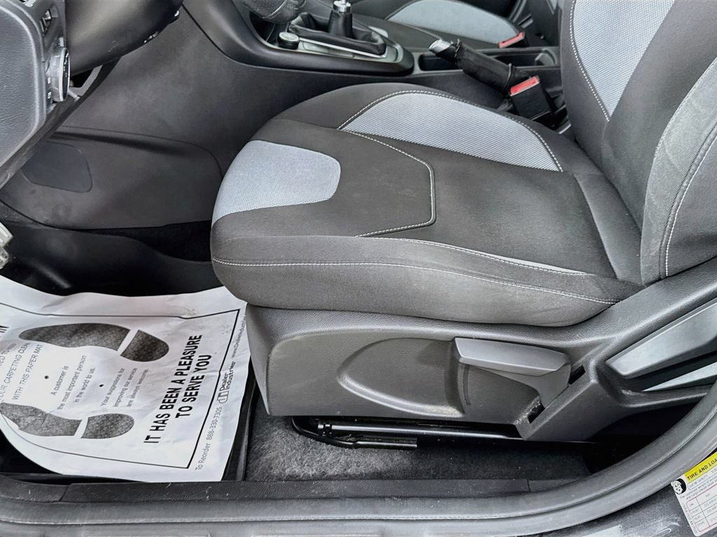 Used 2015 Ford Focus ST FWD image 22