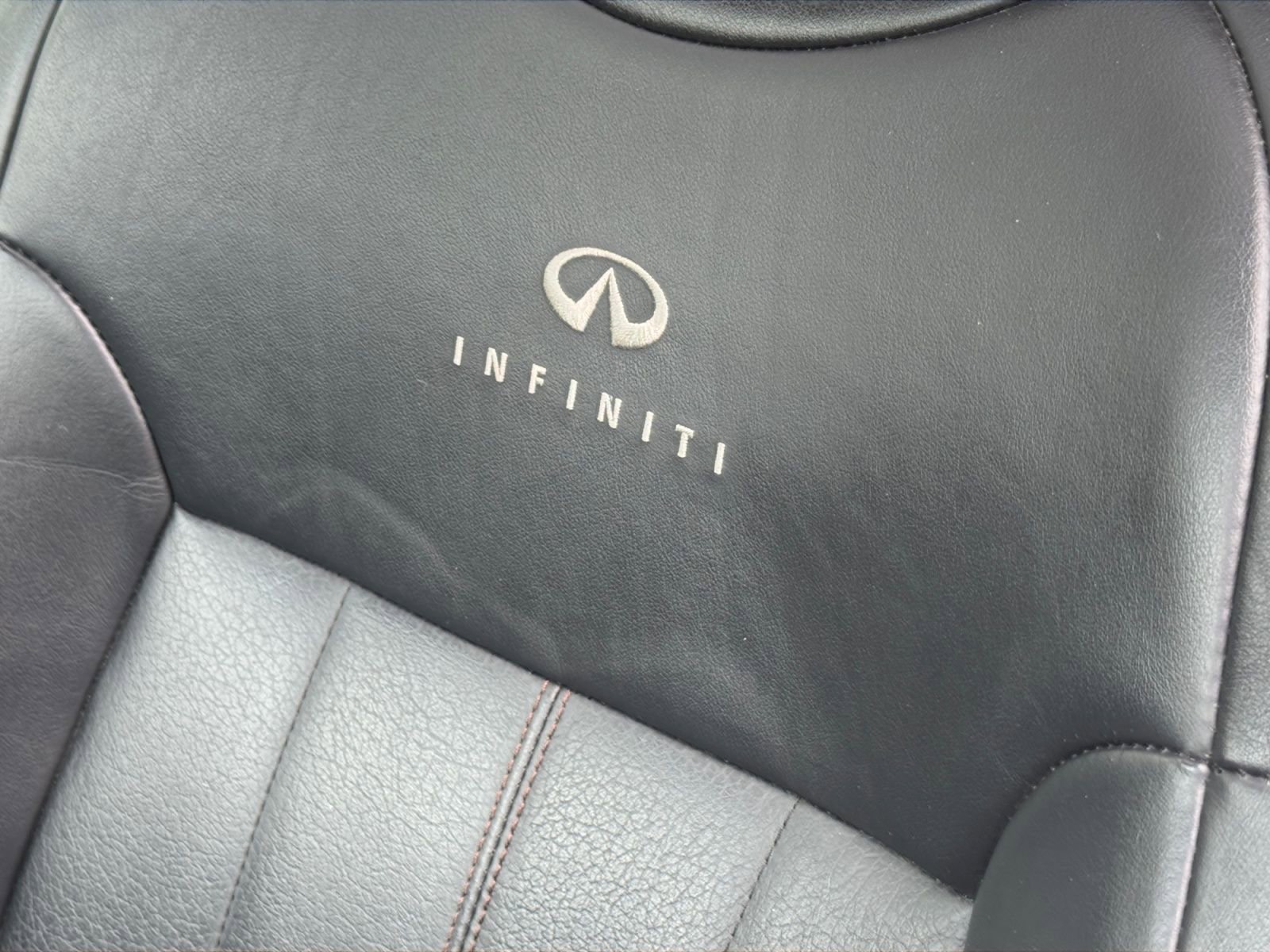 Used 2014 INFINITI QX70 AWD w/ Premium Package image 21