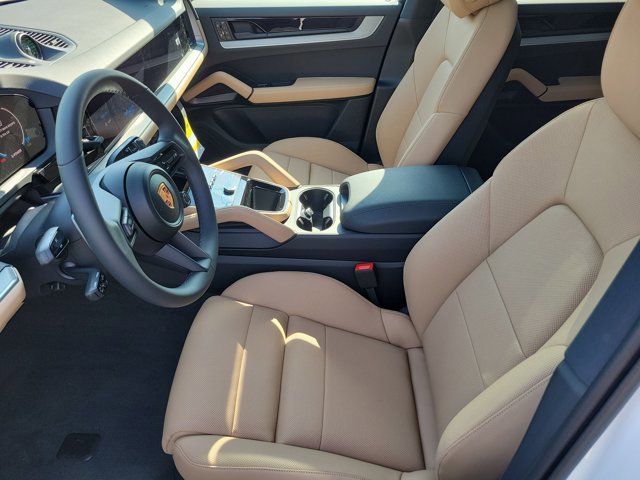 New 2026 Porsche Cayenne S AWD/4WD image 22