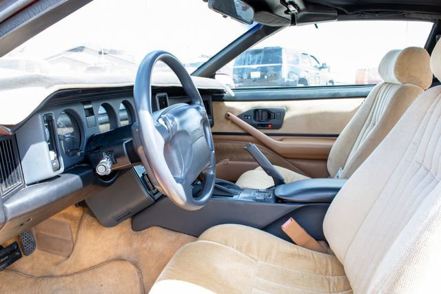 Used 1991 Pontiac Firebird Convertible image 10