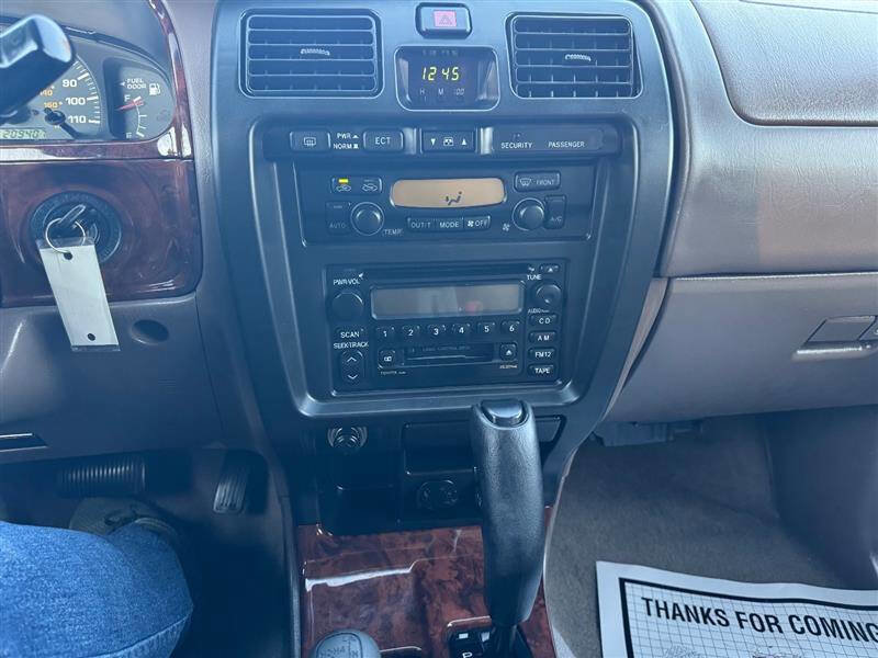 Used 2000 Toyota 4Runner Limited image 24