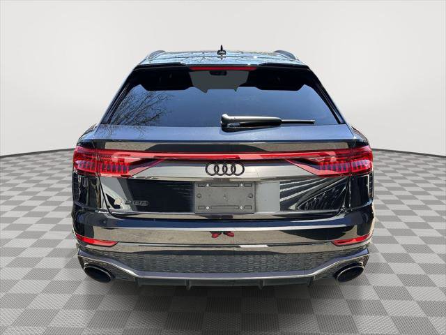 Used 2023 Audi RS Q8 w/ Black Optic Package AWD/4WD image 3