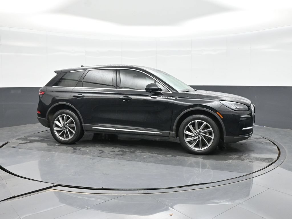 Used 2024 Lincoln Corsair FWD w/ Equipment Group 101A image 9