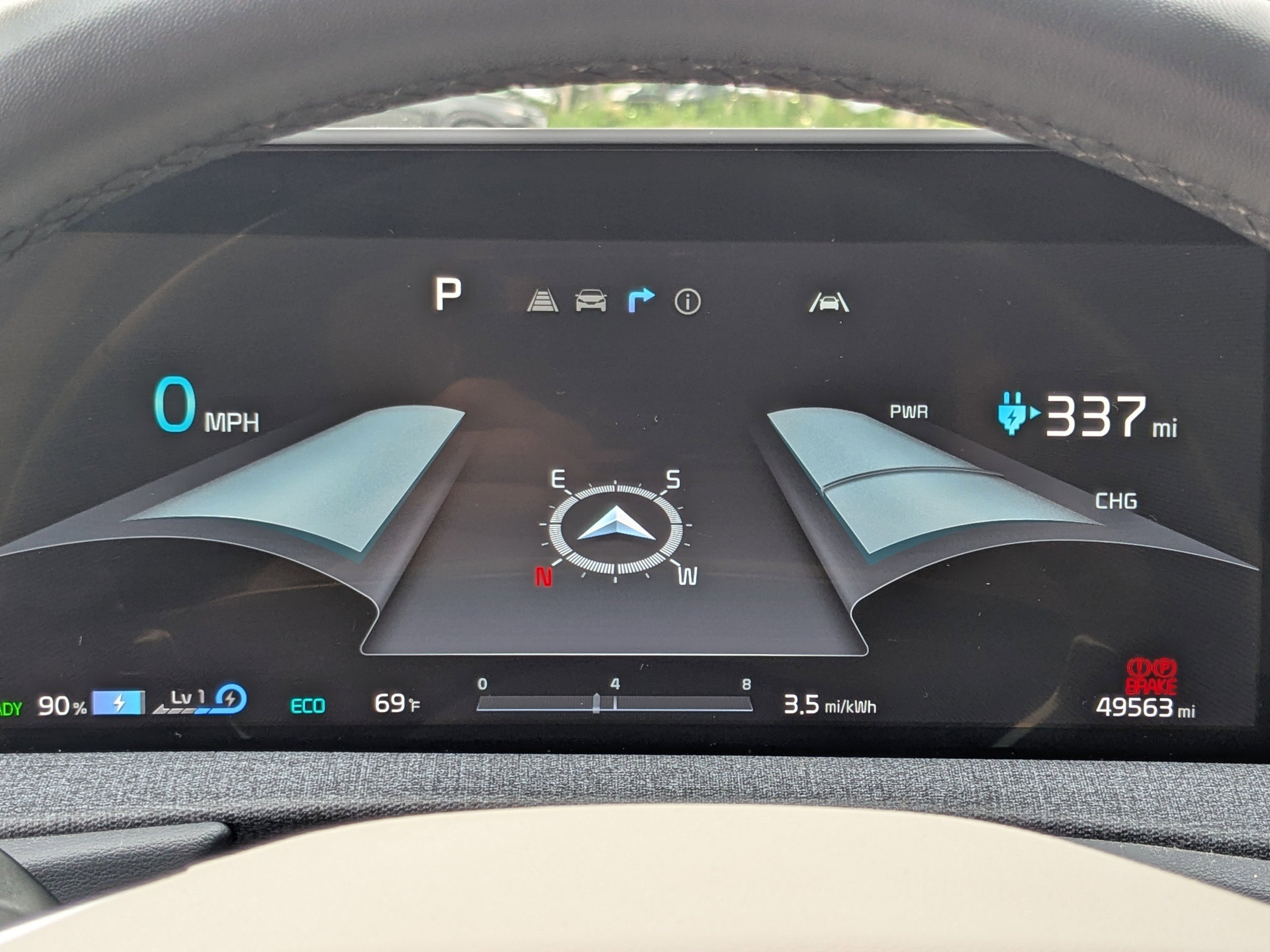 Used 2022 Kia EV6 Wind RWD image 10