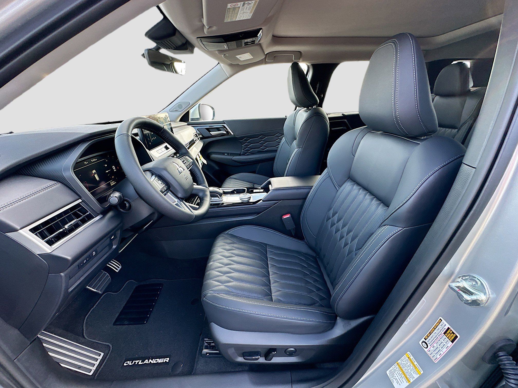 New 2026 Mitsubishi Outlander SEL image 15