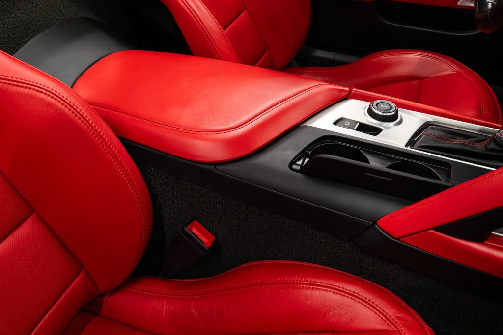 Used 2015 Chevrolet Corvette Z06 w/ 3LZ Preferred Equipment Group image 34