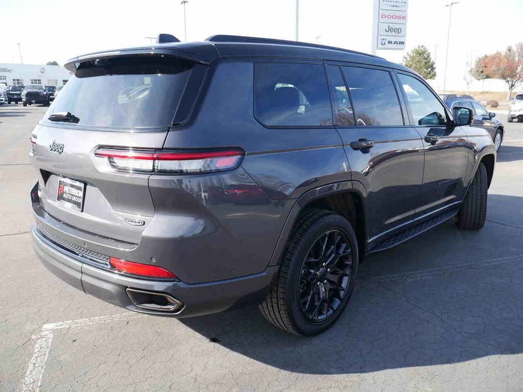 Used 2025 Jeep Grand Cherokee L Summit w/ Advanced Protech Group IV image 23