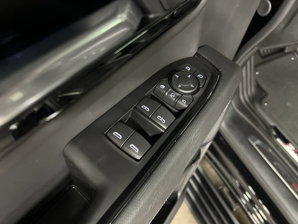 New 2026 GMC Sierra 2500 AT4X w/ LPO, Black Badging Package AWD/4WD image 16