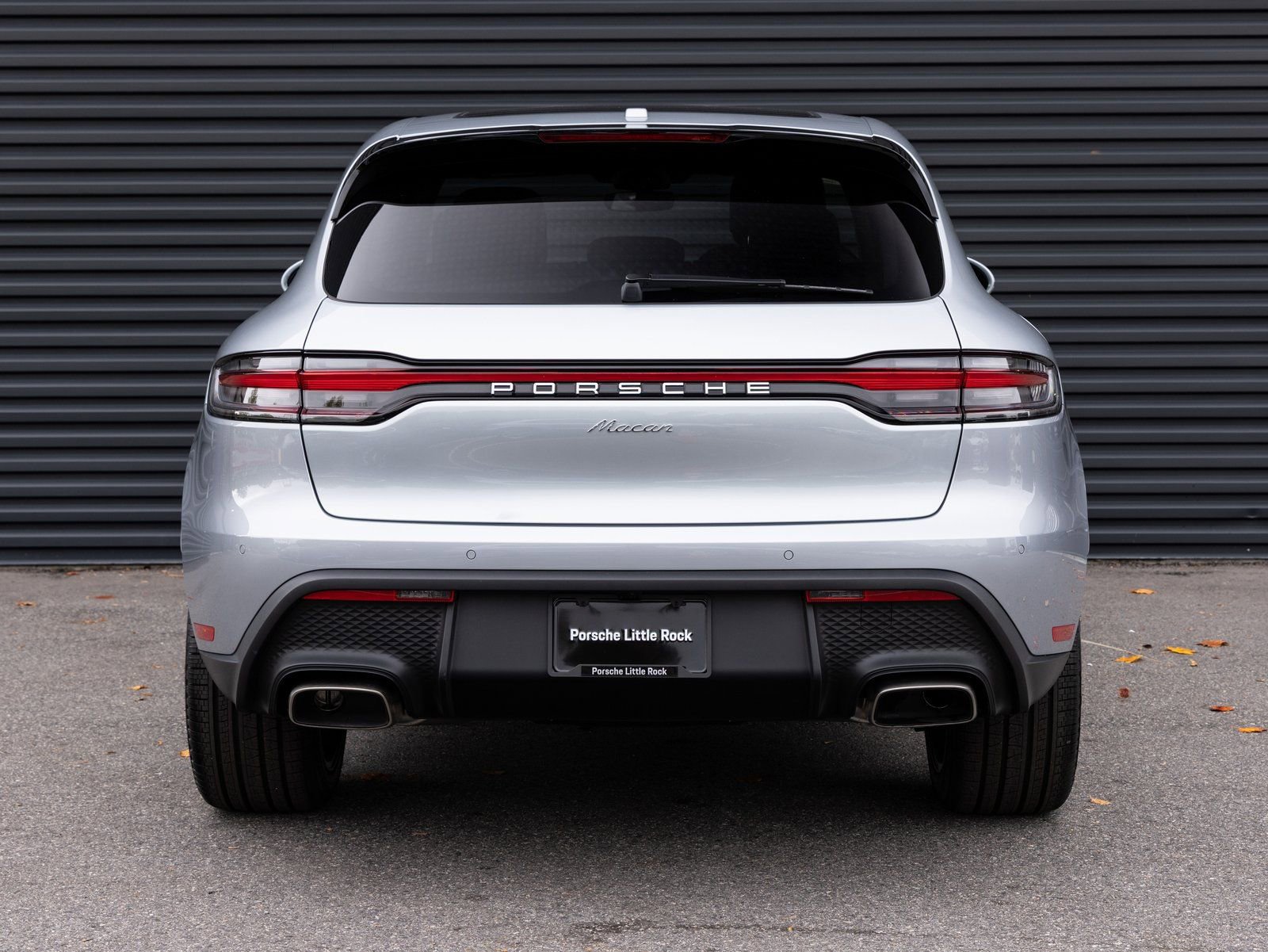 Certified 2026 Porsche Macan AWD/4WD image 6