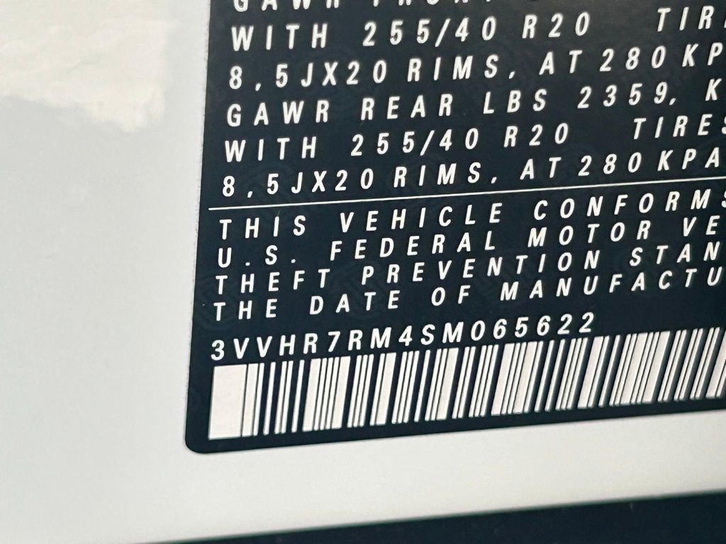 Certified 2025 Volkswagen Tiguan SE R-Line image 65