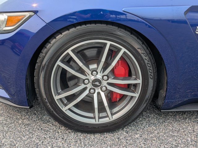 Used 2015 Ford Mustang GT Premium w/ Equipment Group 401A RWD image 21