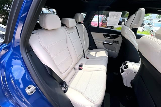 Used 2026 Mercedes-Benz GLC 300 4MATIC image 16