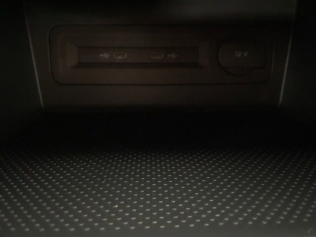 Certified 2023 Volkswagen Atlas Cross Sport SE image 21