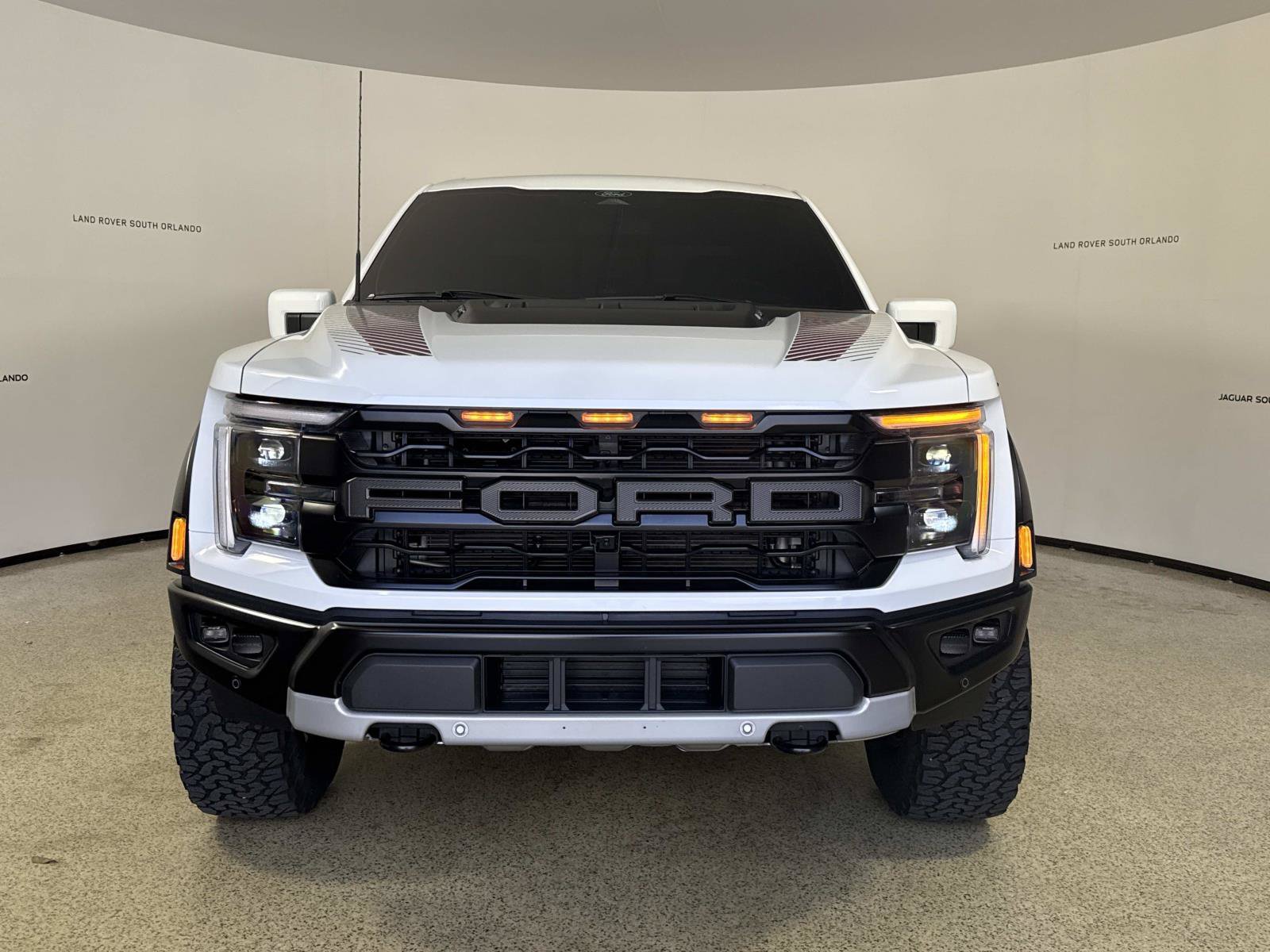 Used 2025 Ford F150 Raptor AWD/4WD image 8