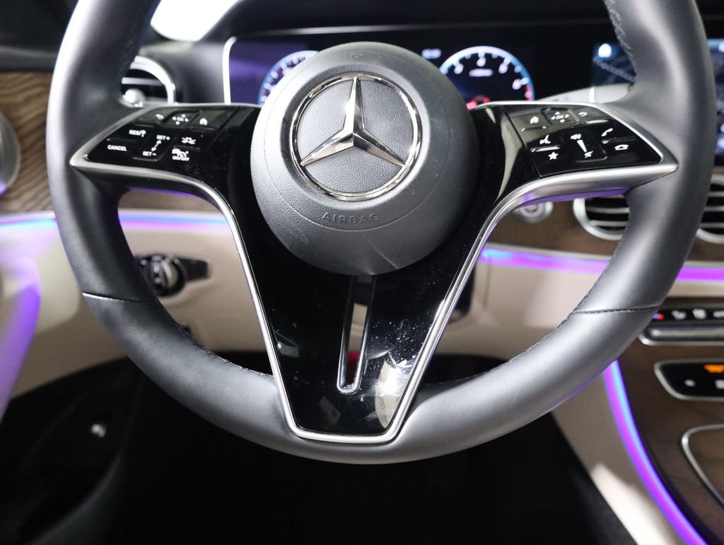 Used 2023 Mercedes-Benz E 350 4MATIC Sedan image 40