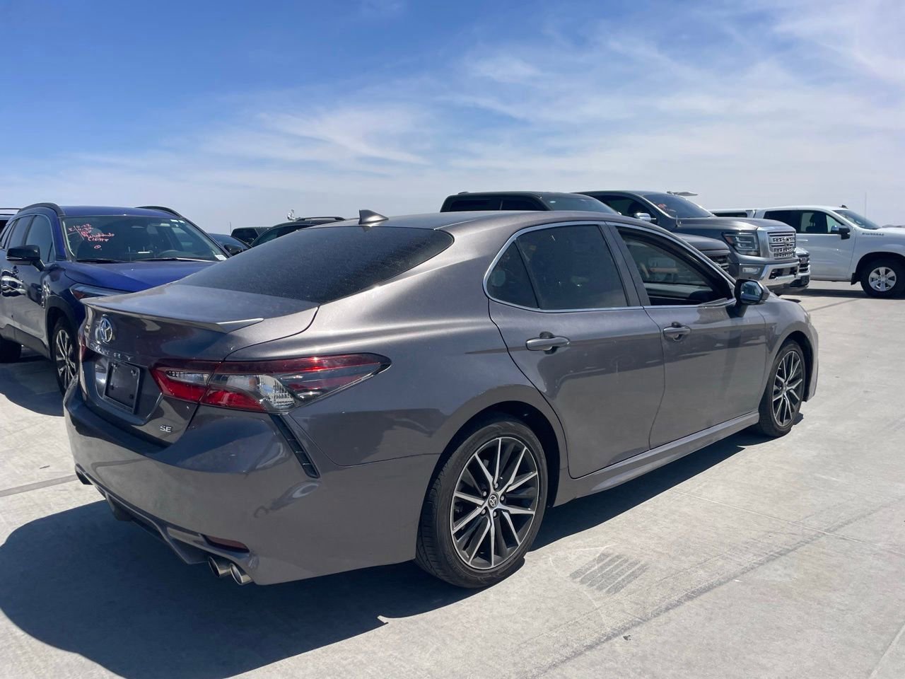 Used 2023 Toyota Camry SE w/ Audio Upgrade Package FWD image 2