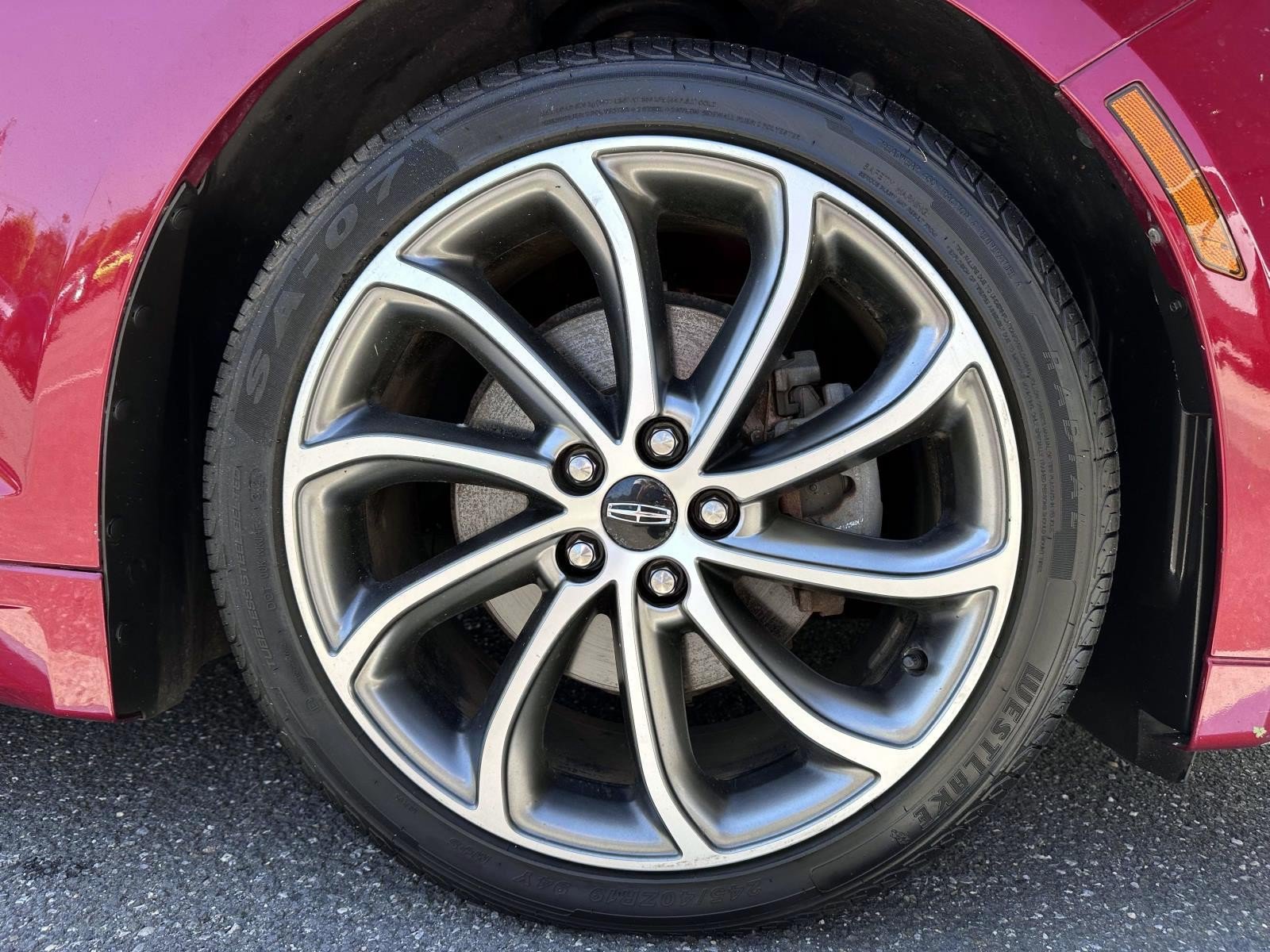 Used 2019 Lincoln MKZ Reserve w/ Reserve Plus Package AWD/4WD image 6
