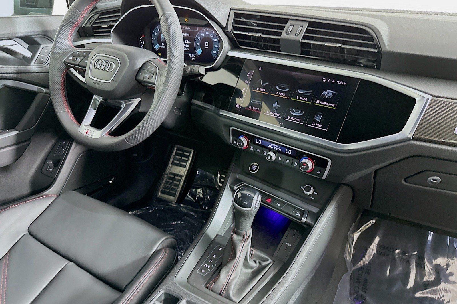 Used 2025 Audi Q3 2.0T Premium Plus w/ Premium Plus Package AWD/4WD image 7