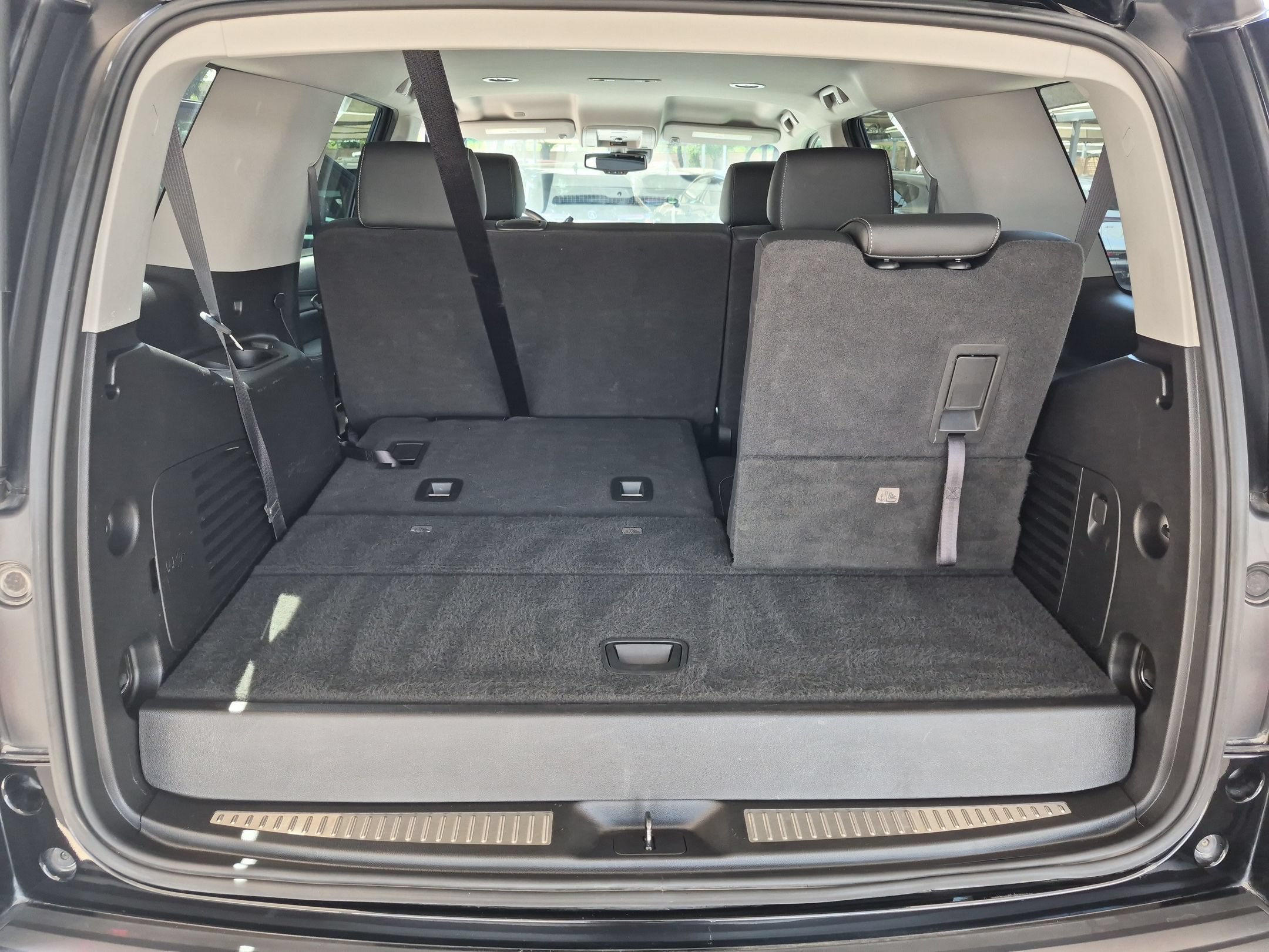 Used 2020 Chevrolet Tahoe LT RWD image 24
