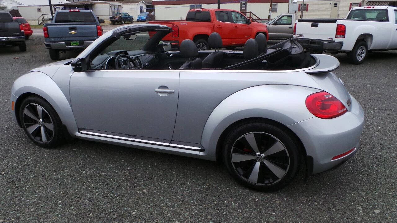 Used 2013 Volkswagen Beetle 2.0T FWD image 10