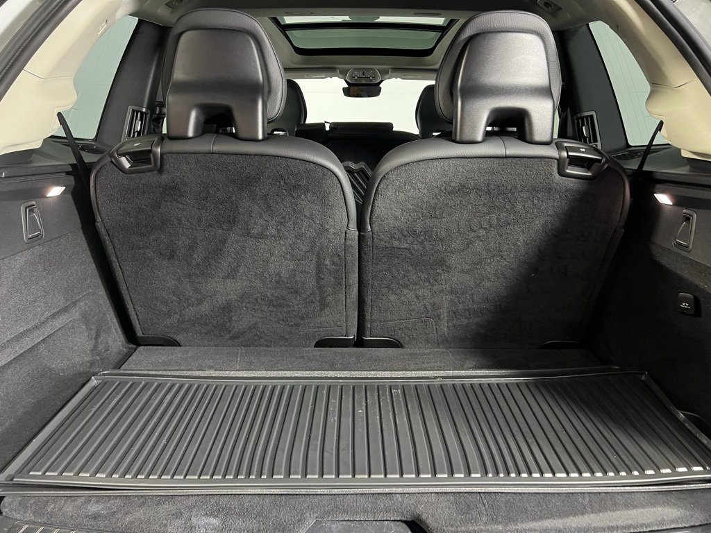 Used 2024 Volvo XC90 T8 Core w/ Protection Package Premier image 29