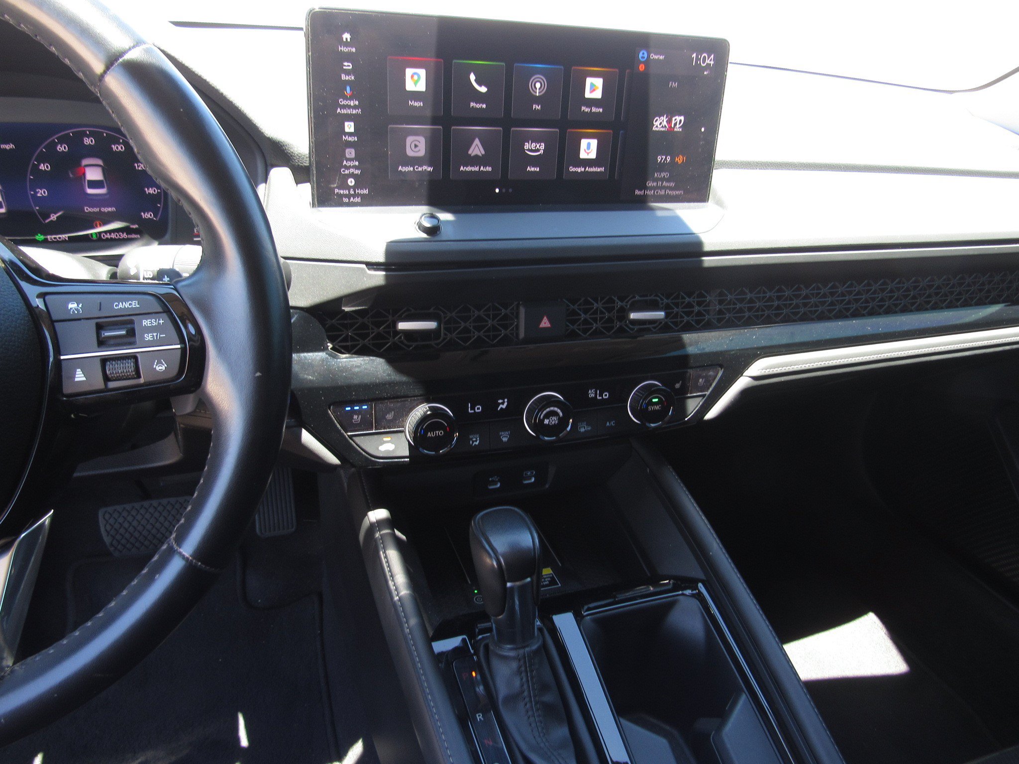 Used 2023 Honda Accord Touring image 17