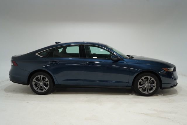 Used 2023 Honda Accord EX image 8