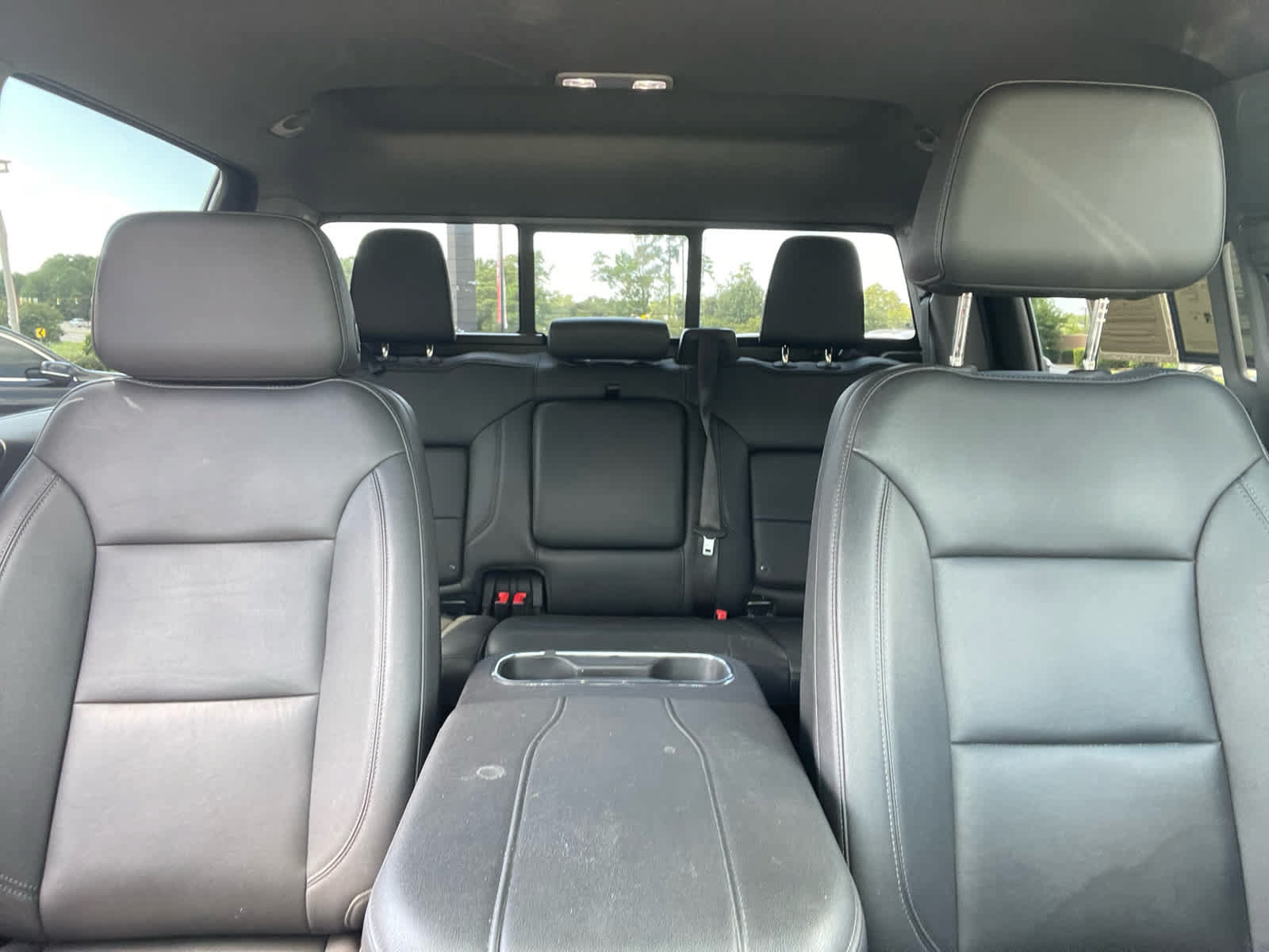 Used 2023 Chevrolet Silverado 1500 LT Trail Boss w/ LT Trail Boss Premium Package AWD/4WD image 28