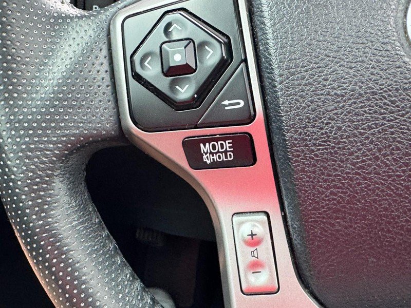 Used 2017 Toyota 4Runner Limited AWD/4WD image 21